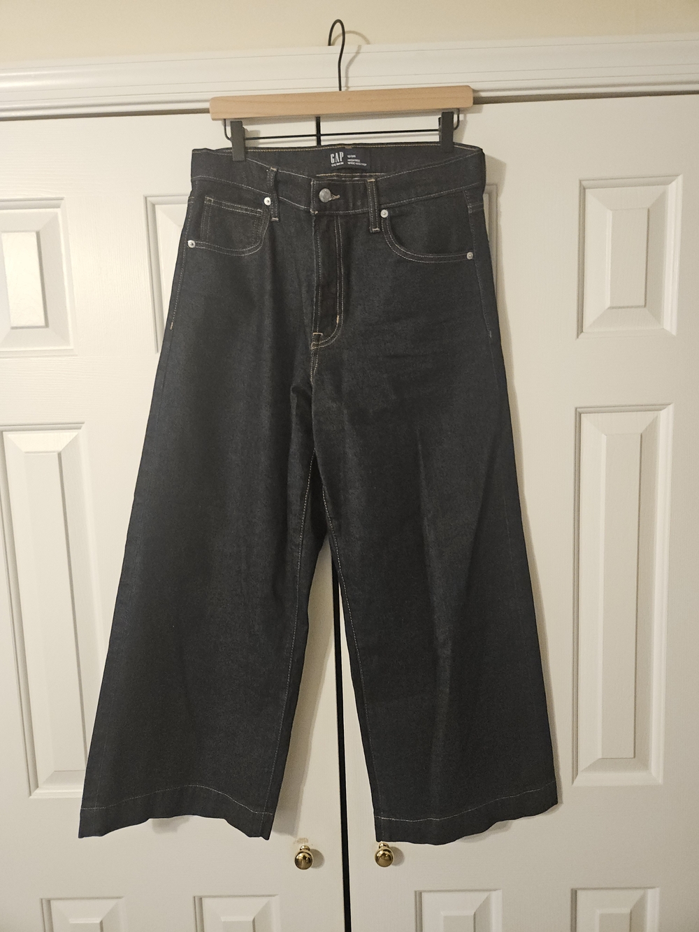 Womens GAP High Rise Wide-Leg Croppoed Jeans Lot 2 Dark Wash/Washed Size 12/31R. - Picture 9 of 16